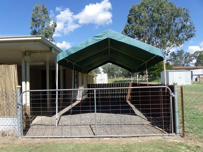 107 Gipps St, Nanango QLD 4615