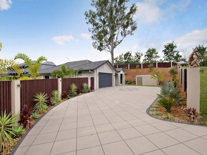 1 Lookout Place  MOUNT NATHAN 4211, Mount Nathan QLD 4211