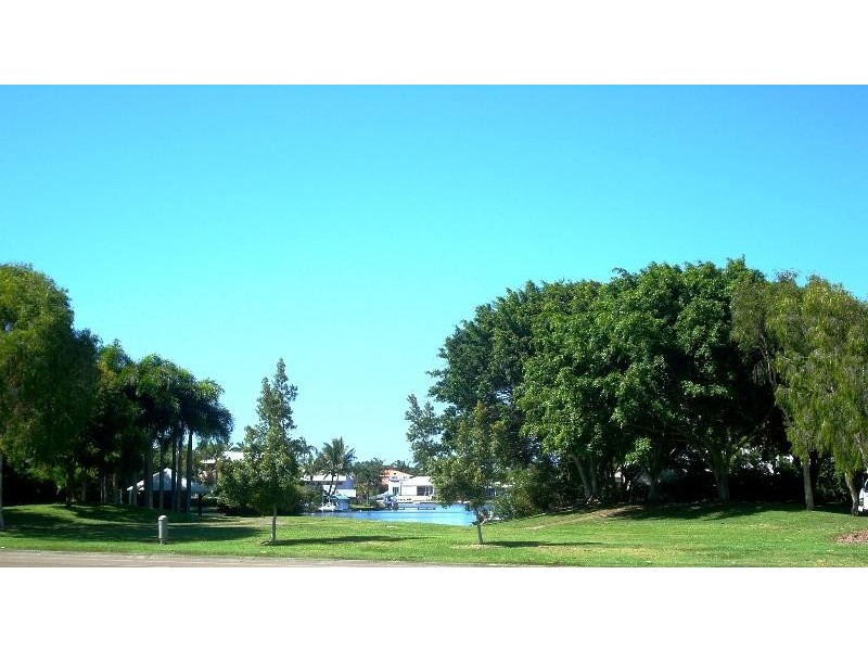 42 Shorehaven Drive NOOSA WATERS 4566, Noosa Waters QLD 4566