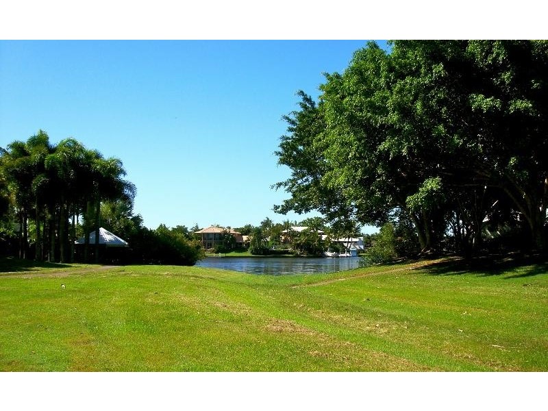 42 Shorehaven Drive NOOSA WATERS 4566, Noosa Waters QLD 4566