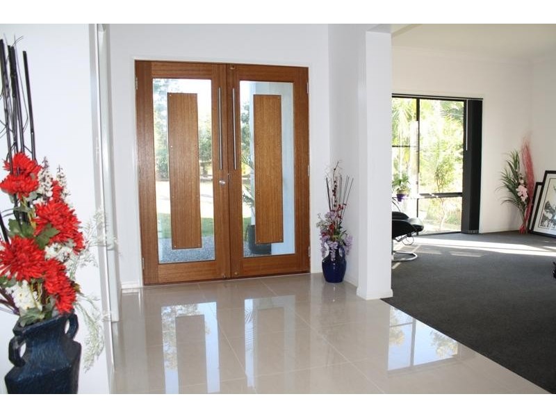 57 Cowie Road CARSELDINE 4034, Carseldine QLD 4034