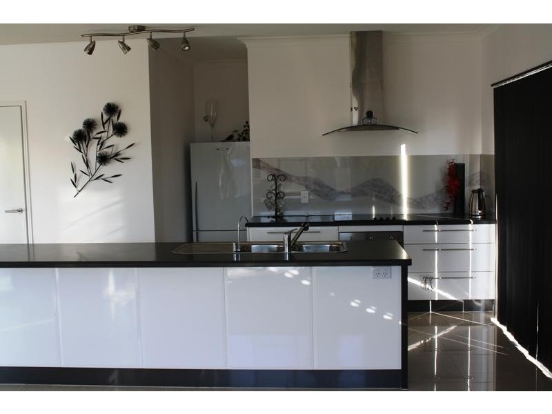 57 Cowie Road CARSELDINE 4034, Carseldine QLD 4034