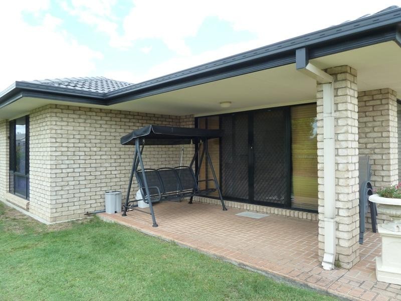 9 Brookfield Court, Parkinson QLD 4115