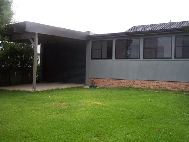 3 Leicester Avenue BELMONT NORTH 2280, Belmont North NSW 2280