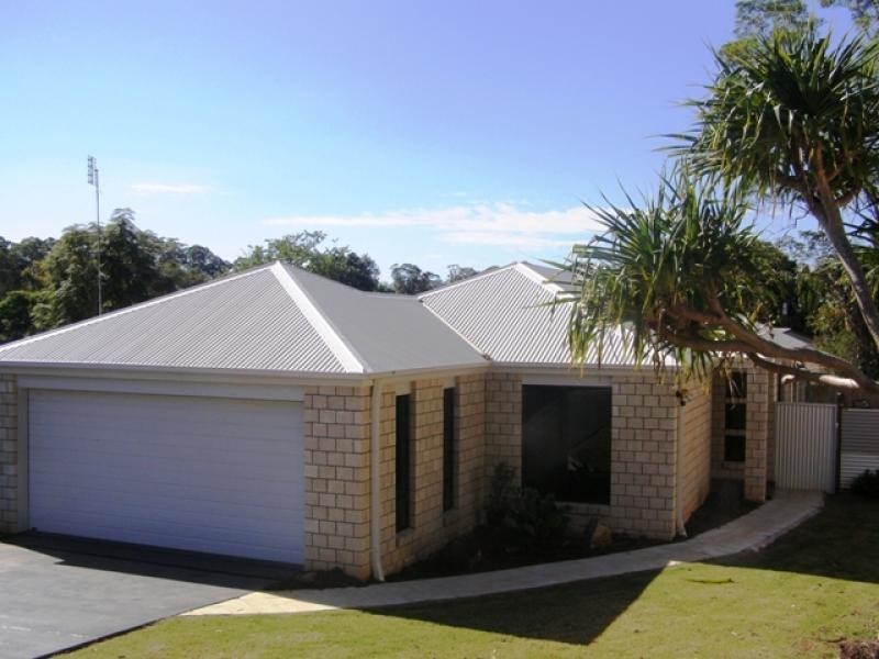 10 Koorawatha Lane, Palmwoods QLD 4555