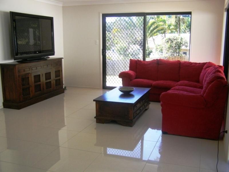 10 Koorawatha Lane, Palmwoods QLD 4555