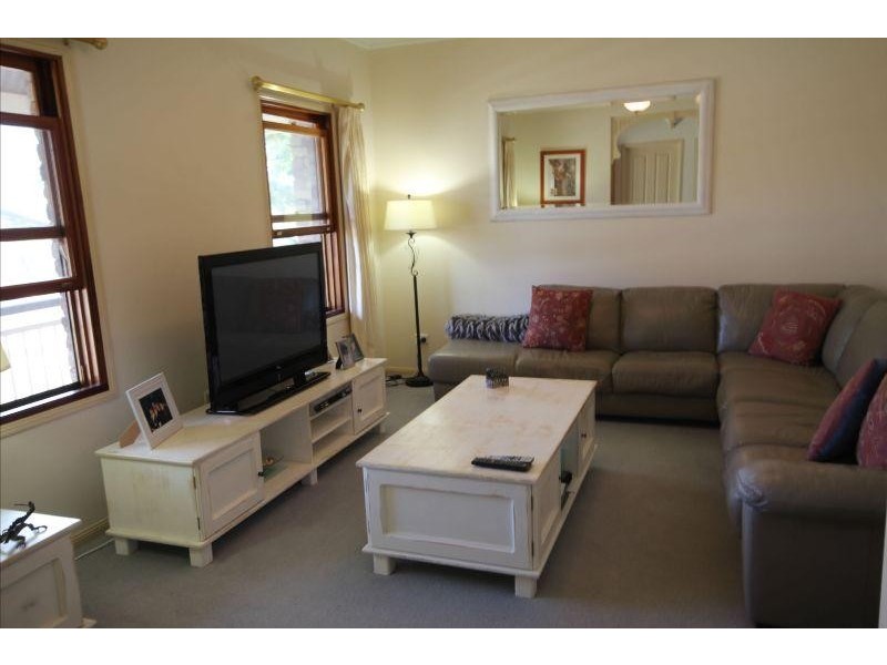 8 Trinity Close FOREST LAKE 4078, Forest Lake QLD 4078