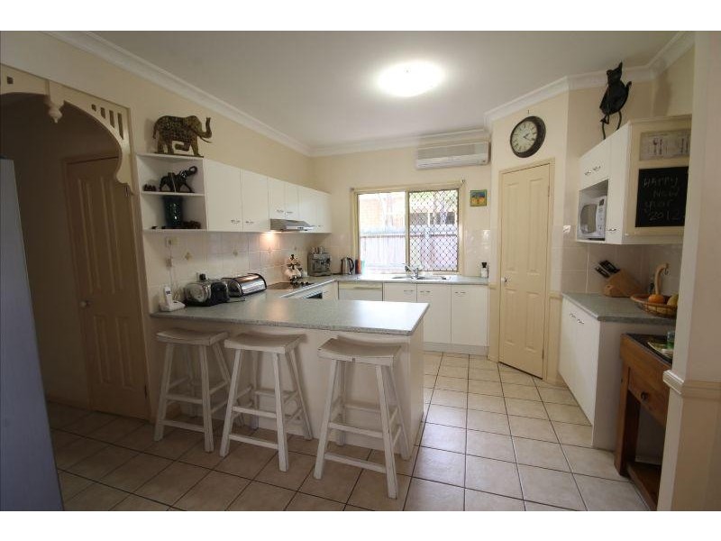8 Trinity Close FOREST LAKE 4078, Forest Lake QLD 4078