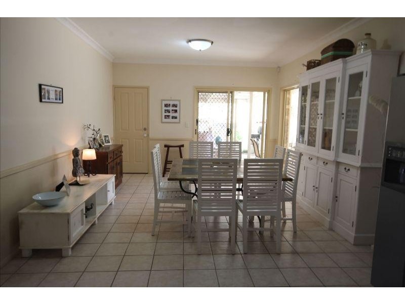 8 Trinity Close FOREST LAKE 4078, Forest Lake QLD 4078