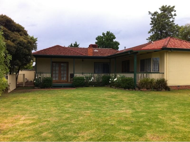 930 Tullimbar Street, North Albury NSW 2640