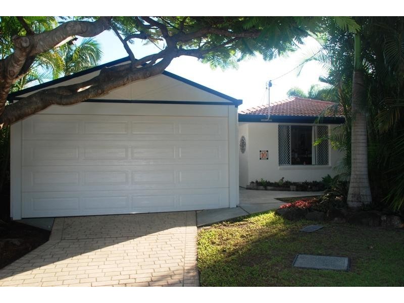 10 Capistrano Court, Southport QLD 4215