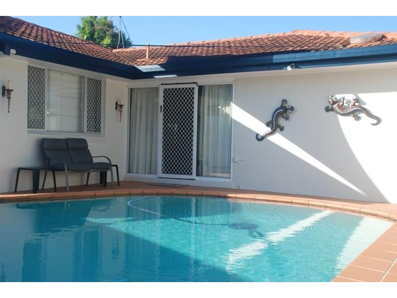 10 Capistrano Court, Southport QLD 4215