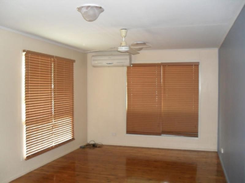 18 Fraser Street, Moranbah QLD 4744