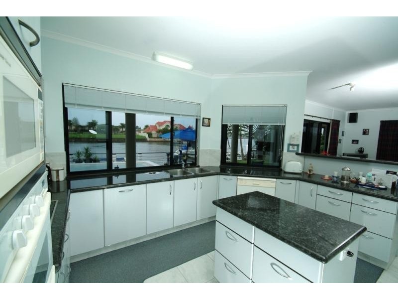 130 Mooloolah Drive  MINYAMA 4575, Minyama QLD 4575