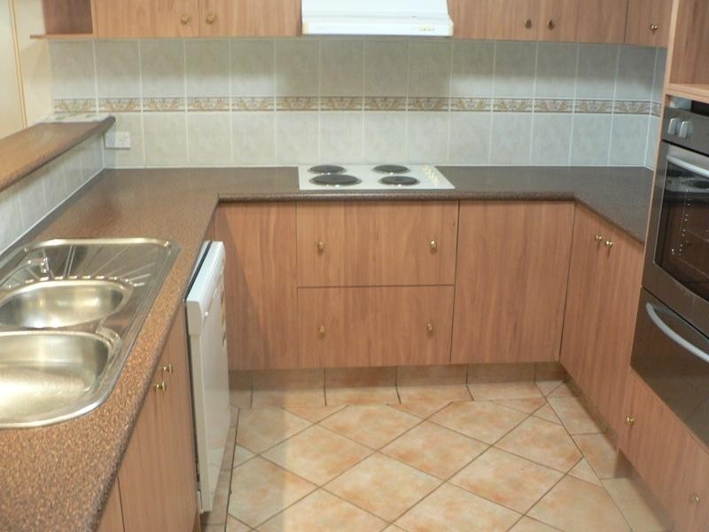 24 Glastonbury Drive  MUDGEERABA 4213, Mudgeeraba QLD 4213