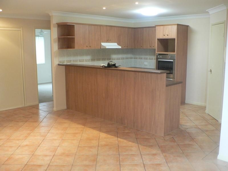 24 Glastonbury Drive  MUDGEERABA 4213, Mudgeeraba QLD 4213