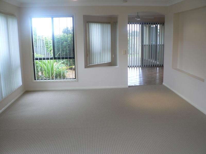 24 Glastonbury Drive  MUDGEERABA 4213, Mudgeeraba QLD 4213