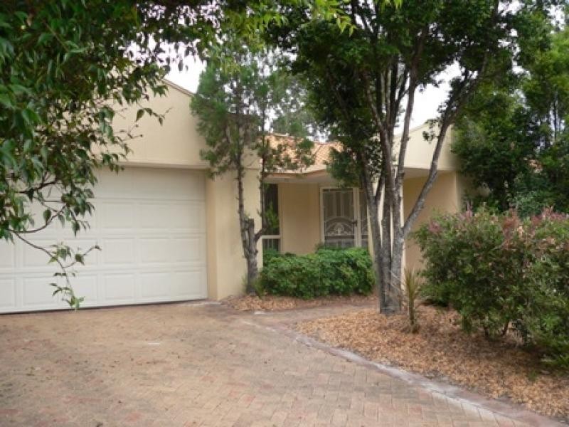 4 Glastonbury Drive  MUDGEERABA 4213, Mudgeeraba QLD 4213