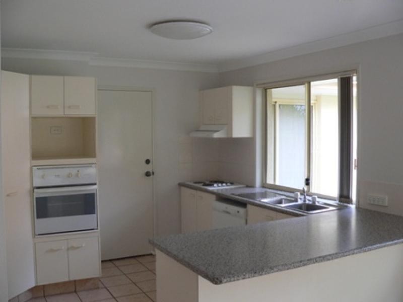 4 Glastonbury Drive  MUDGEERABA 4213, Mudgeeraba QLD 4213