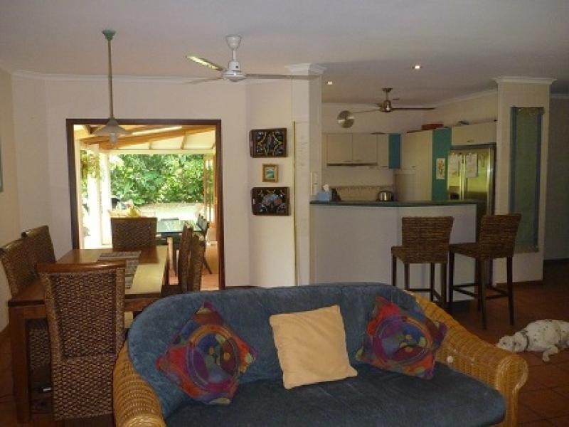 13 Baway Close, Caravonica QLD 4878