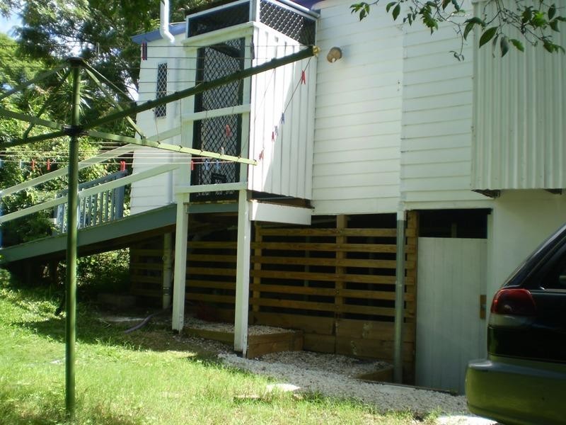 33 Pine Street, North Ipswich QLD 4305