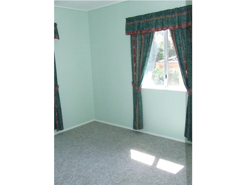 6 Fraser Street, Leichhardt QLD 4305