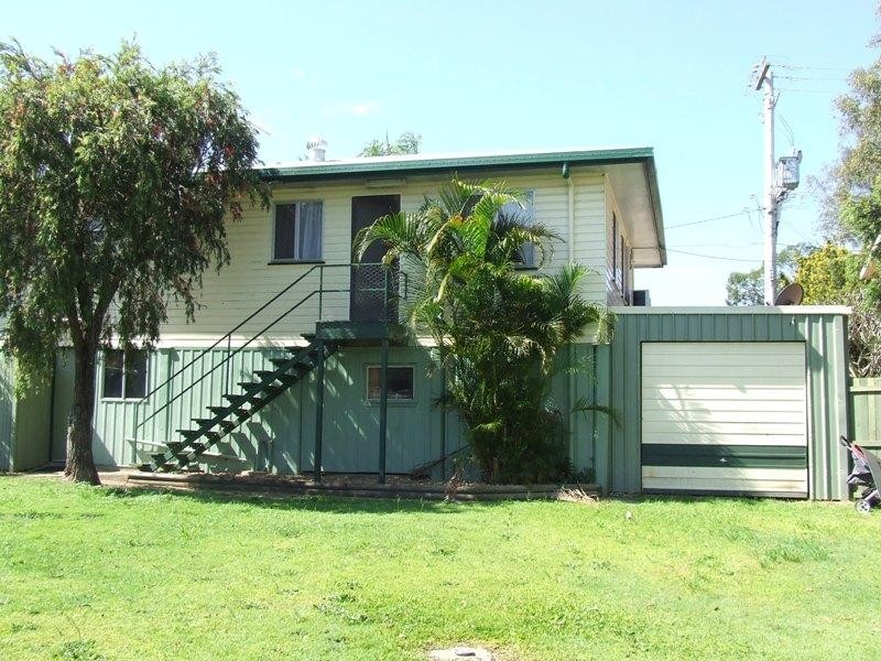 6 Fraser Street, Leichhardt QLD 4305