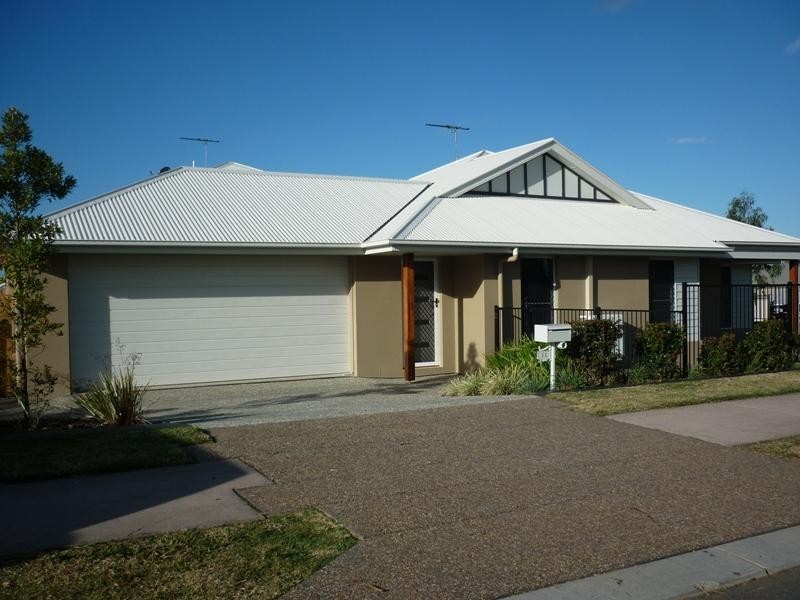 11 Bloomfield Court, Ormeau QLD 4208