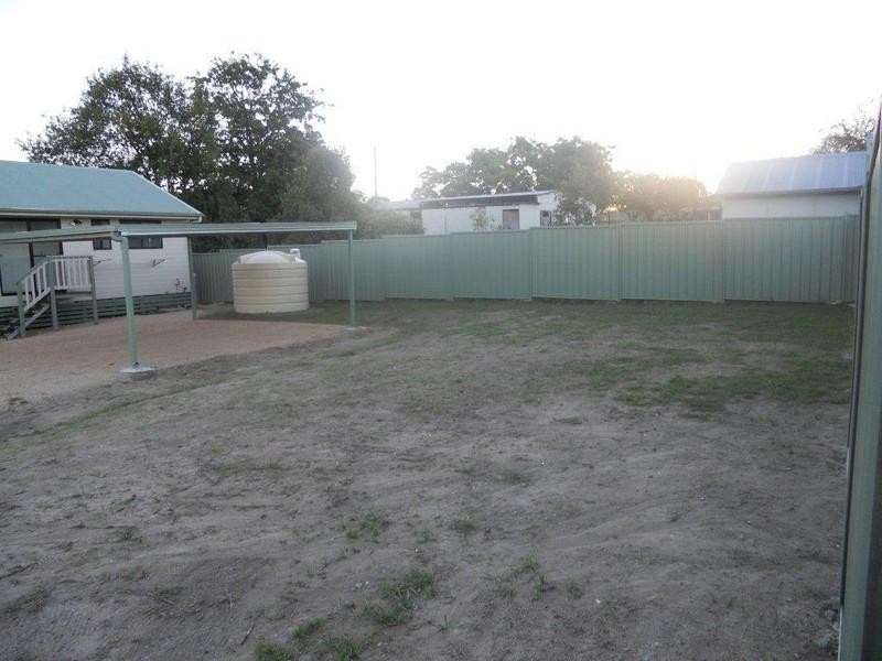 4 Laird Street, Tenterfield NSW 2372