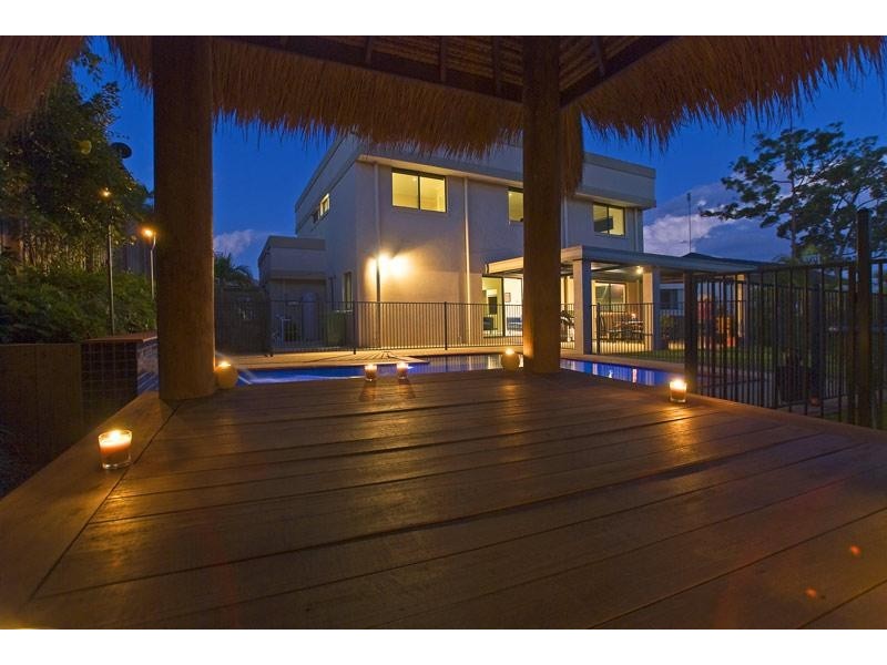4 Majorca Crescent, Varsity Lakes QLD 4227
