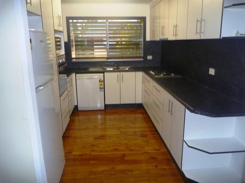 20 Forrest Drive, Moranbah QLD 4744