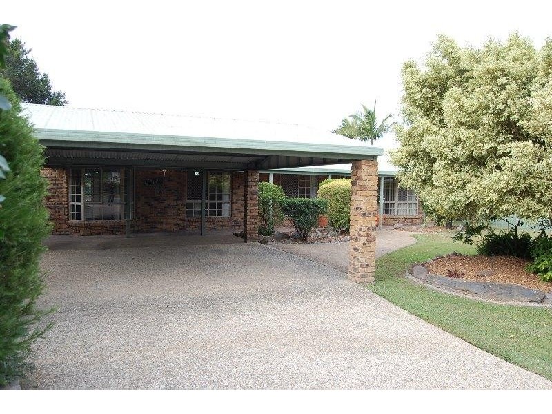 163 Emerald Drive, Regents Park QLD 4118