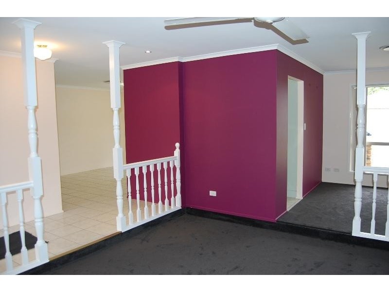 163 Emerald Drive, Regents Park QLD 4118
