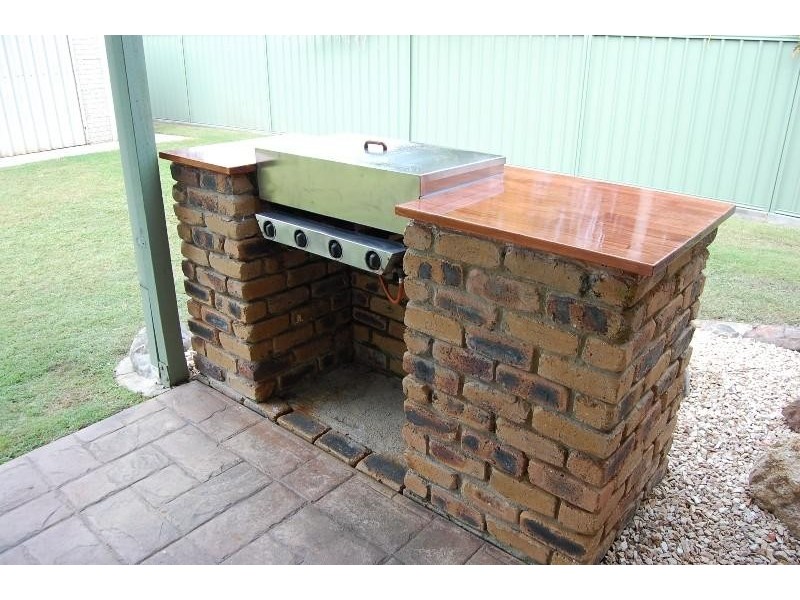 163 Emerald Drive, Regents Park QLD 4118