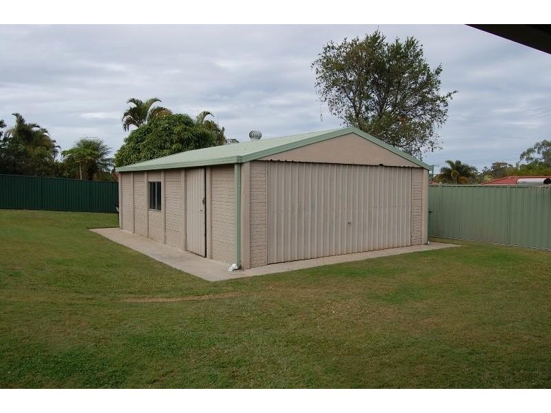 163 Emerald Drive, Regents Park QLD 4118