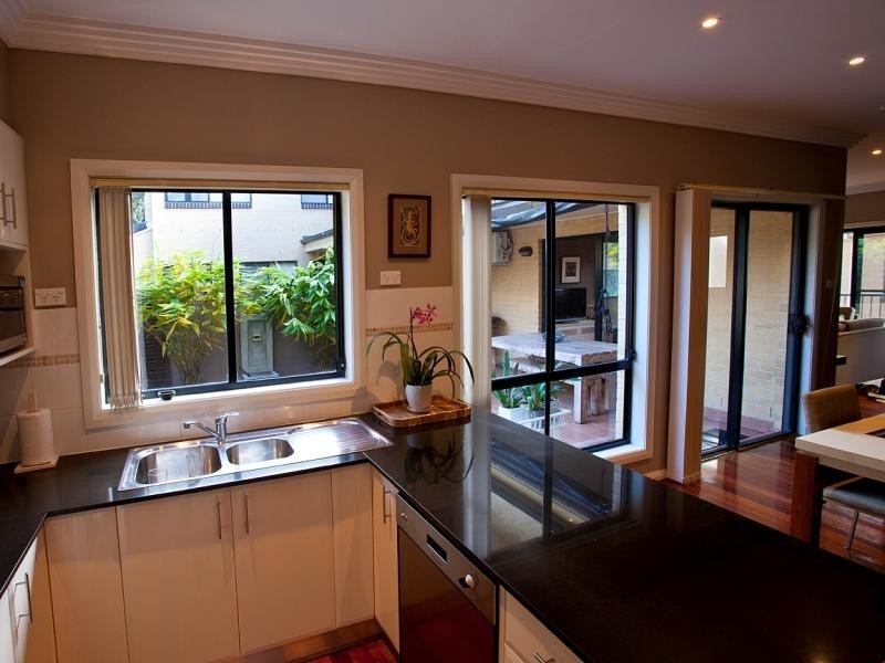 12/115-117 Campbell Street, Woonona NSW 2517