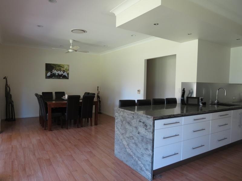 54 Ruth Terrace, Oxenford QLD 4210