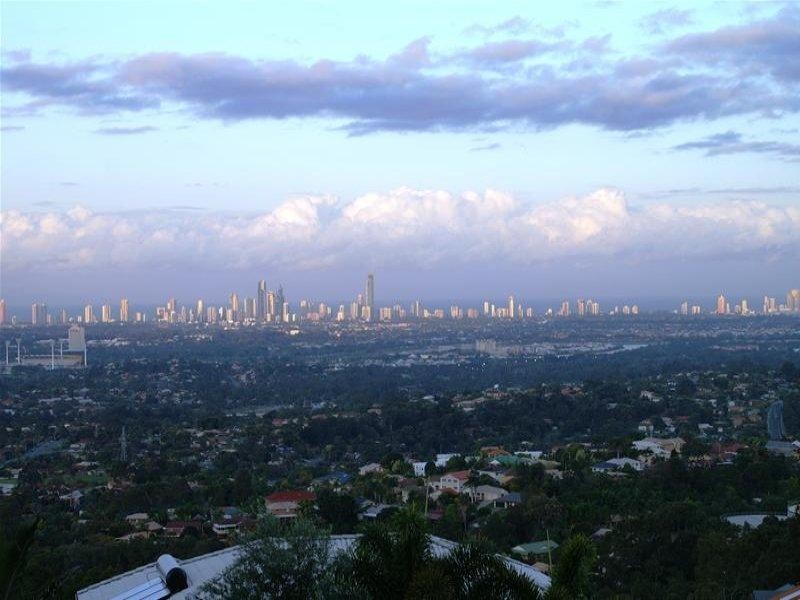 17 Chevron Rise, Highland Park QLD 4211