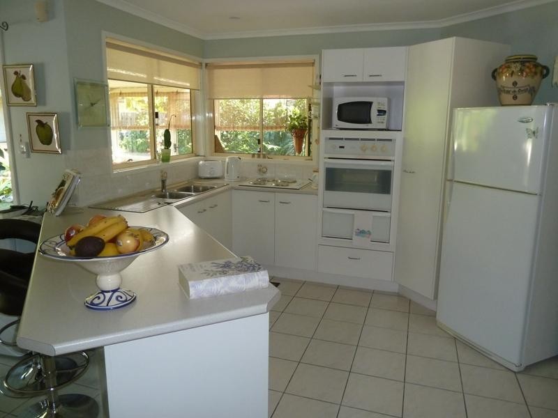 5 Silver Glade Drive, Elanora QLD 4221
