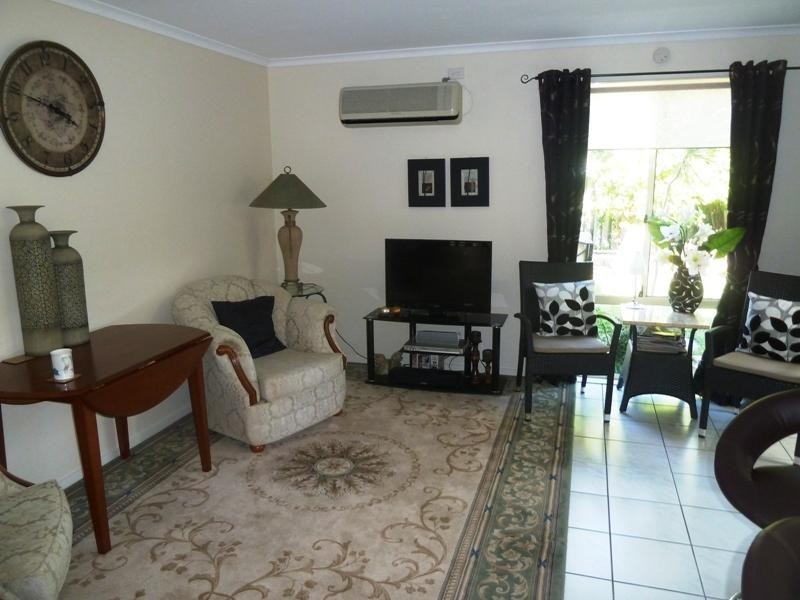 5 Silver Glade Drive, Elanora QLD 4221