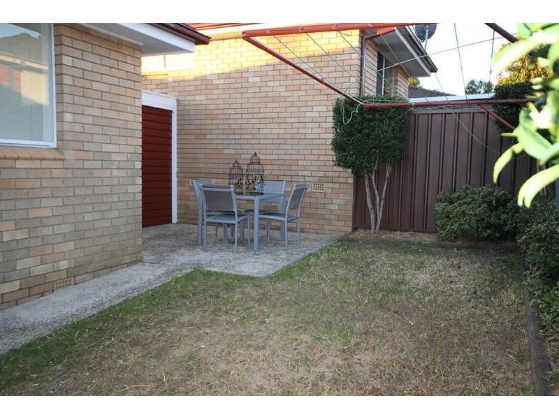 1/34 Bassett Street, Hurstville NSW 2220