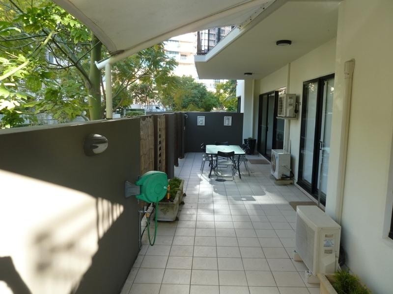 67/15 Goodwin Street, Kangaroo Point QLD 4169