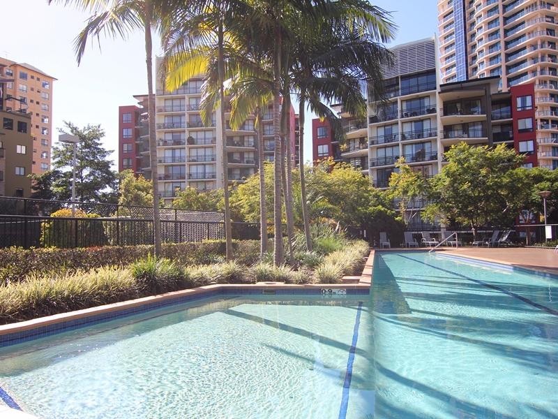 67/15 Goodwin Street, Kangaroo Point QLD 4169