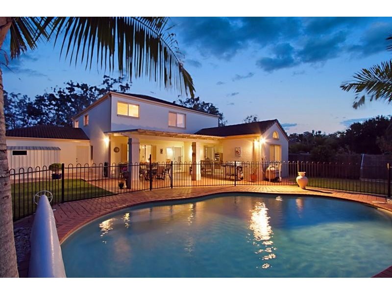 106 Kintyre Street  BROOKFIELD 4069, Brookfield QLD 4069