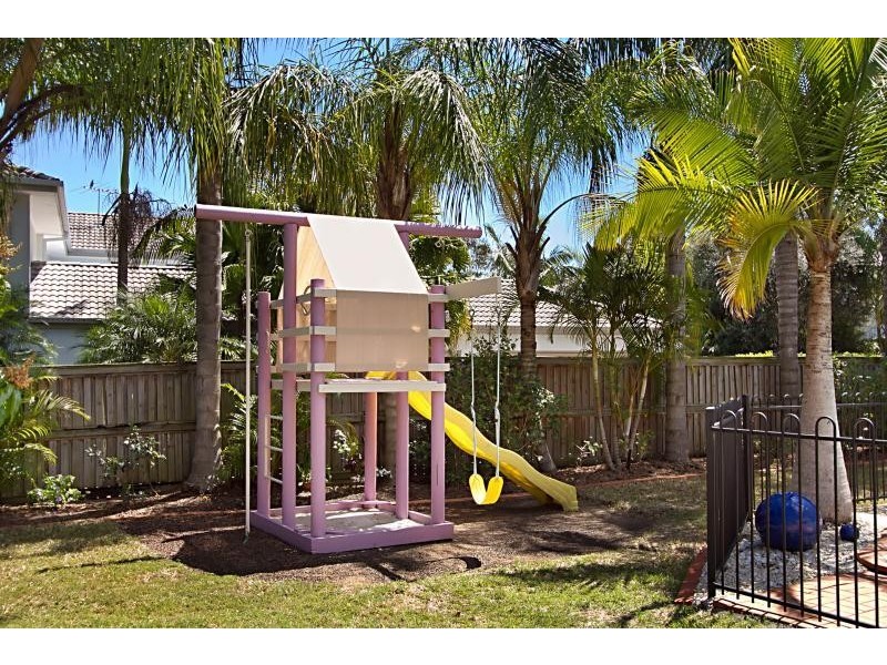 106 Kintyre Street  BROOKFIELD 4069, Brookfield QLD 4069