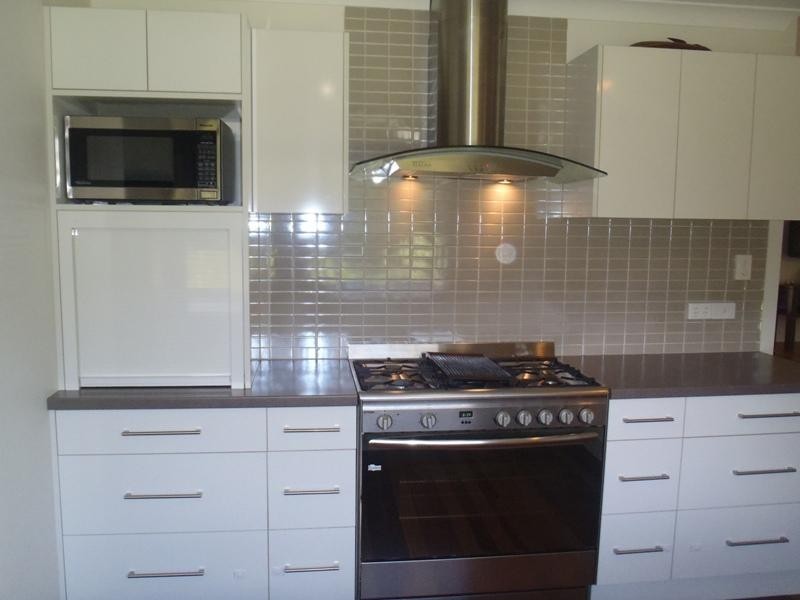 16 Mountaindale Court, Mooloolah Valley QLD 4553