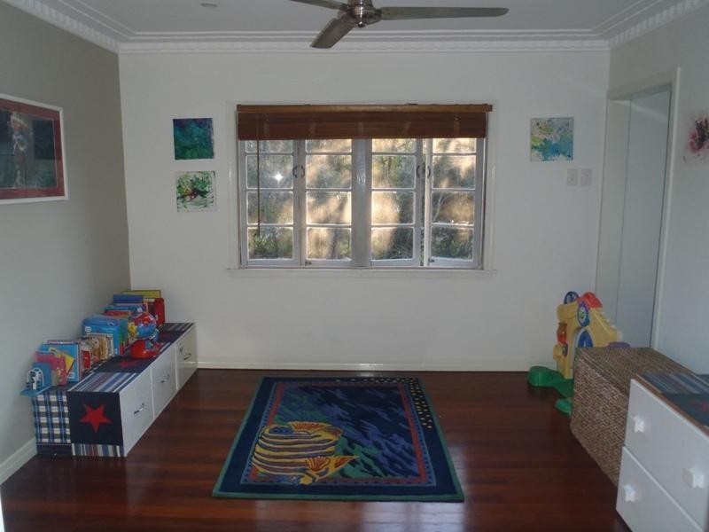 16 Mountaindale Court, Mooloolah Valley QLD 4553