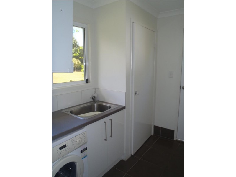 16 Mountaindale Court, Mooloolah Valley QLD 4553