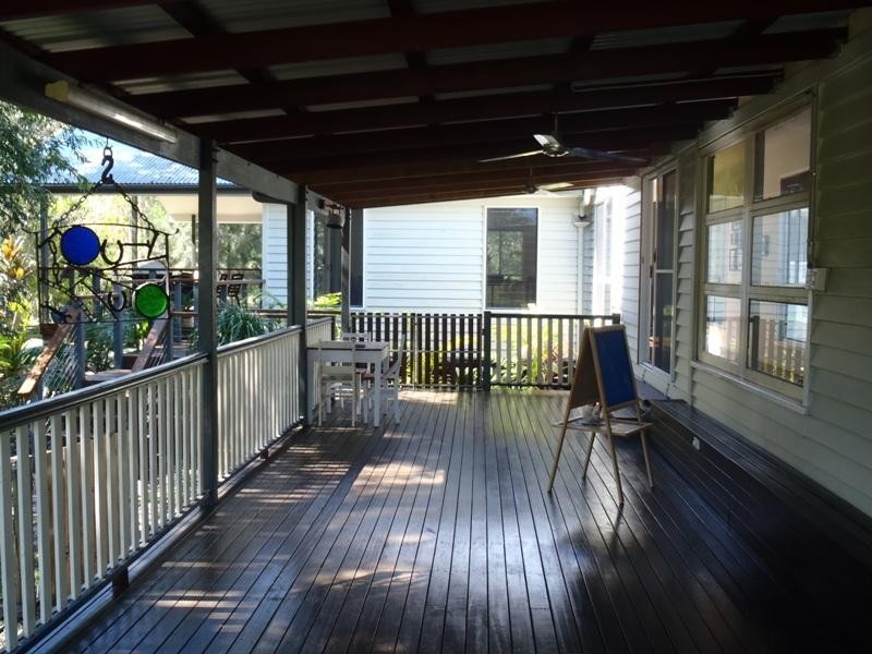 16 Mountaindale Court, Mooloolah Valley QLD 4553