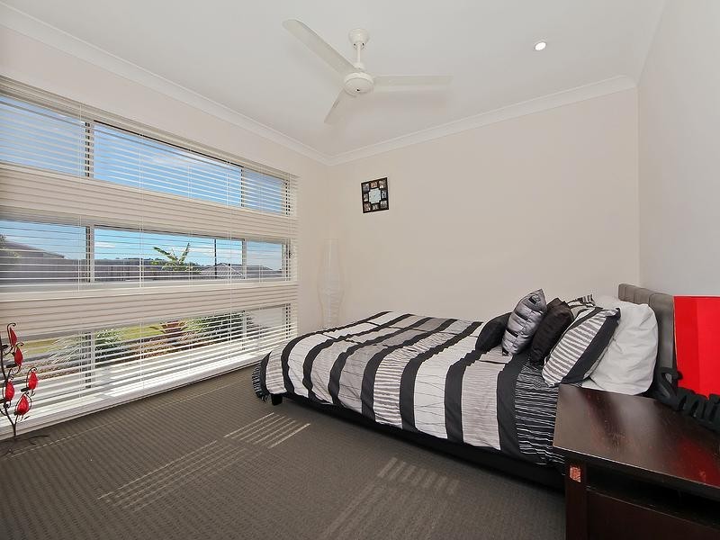 10 Coomerong Crescent, Upper Coomera QLD 4209